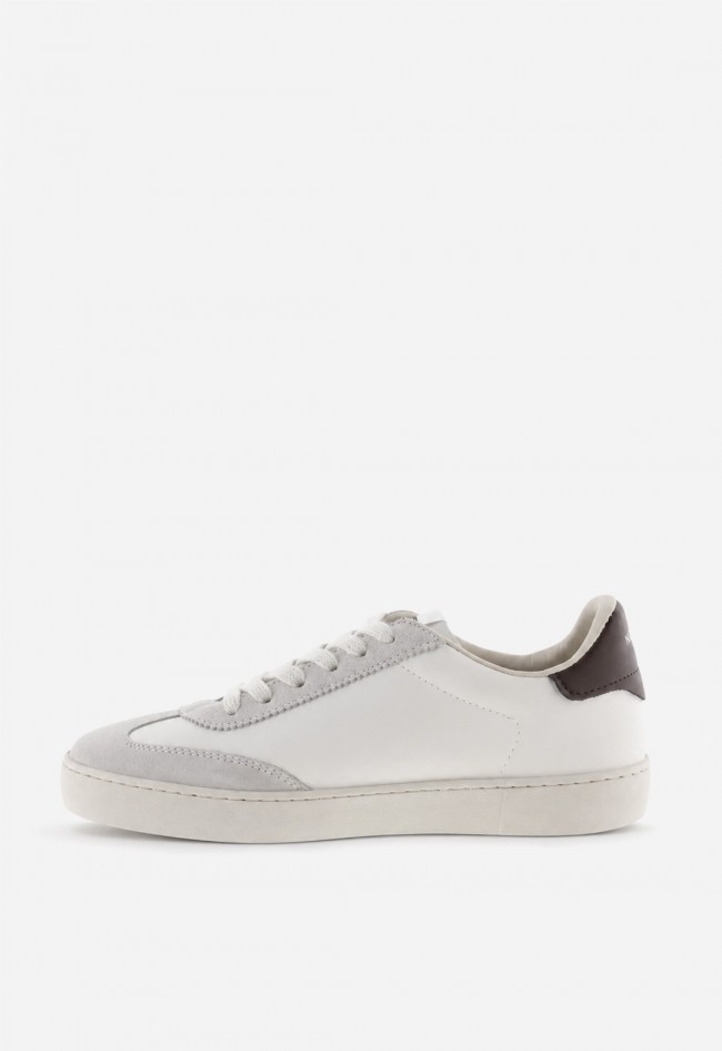 Zapatillas Victoria Berlín Ciclista de mujer blancas y chocolate para crear looks con personalidad