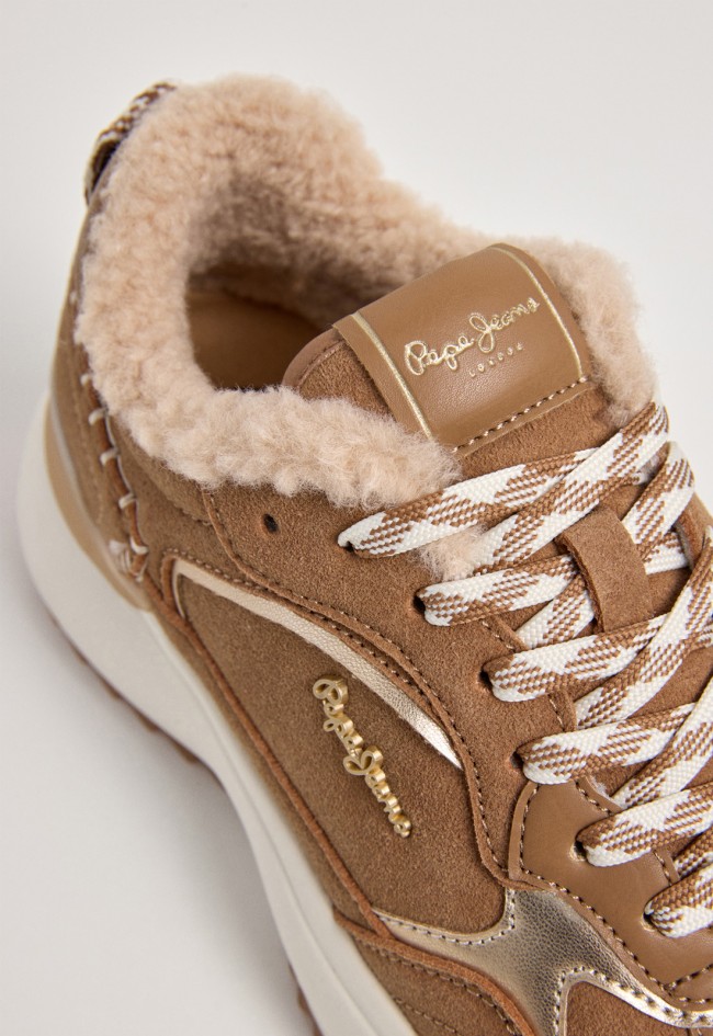 Zapatillas Pepe Jeans Kimi de piel de ante para mujer en camel con borreguito y estilo cálido