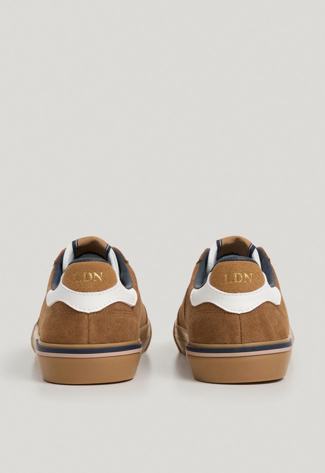 Zapatillas Pepe Jeans Kenton de piel de ante para hombre en camel con estilo clásico