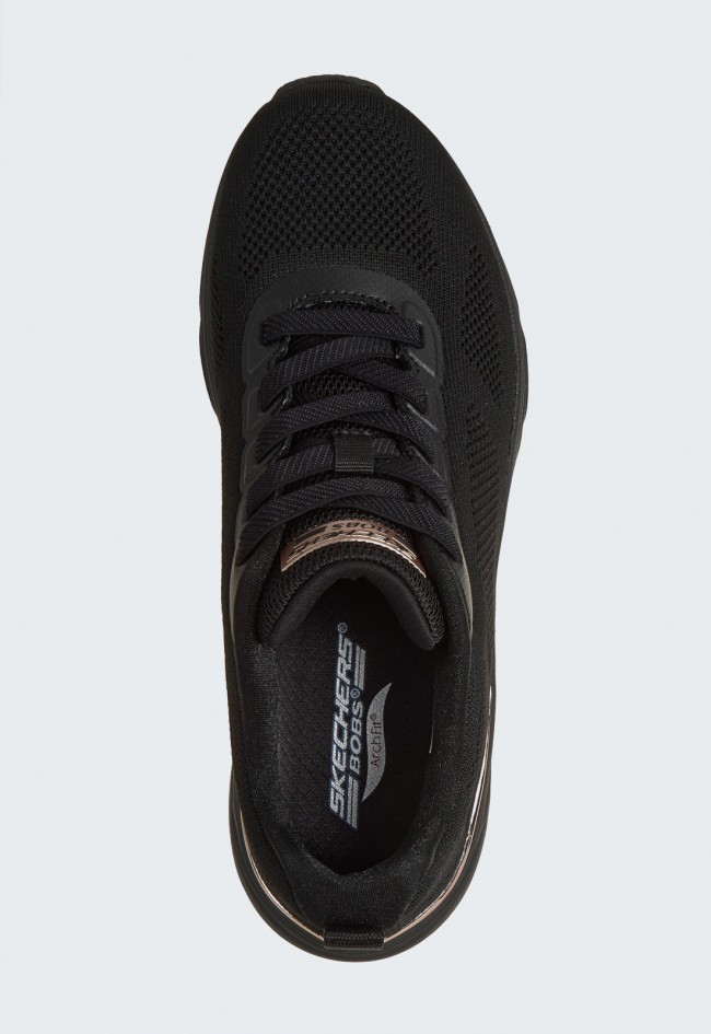 Zapatillas Skechers BOBS Sport Arch Fit Elev8 negras de mujer para avanzar cómoda y segura
