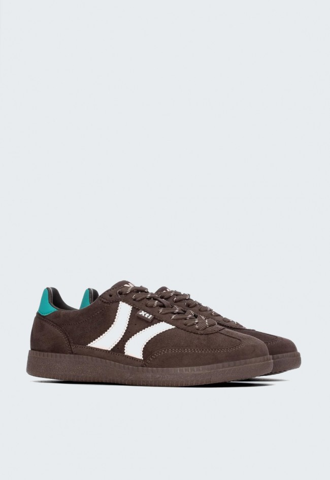 Zapatillas Xti 14612510 de mujer marrones para caminar con actitud