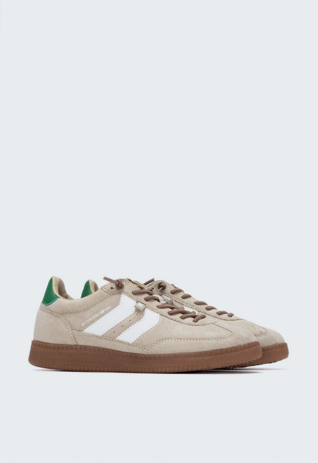Zapatillas XTI Nan 13312 de mujer beige con detalles verdes para vivir tu estilo retro
