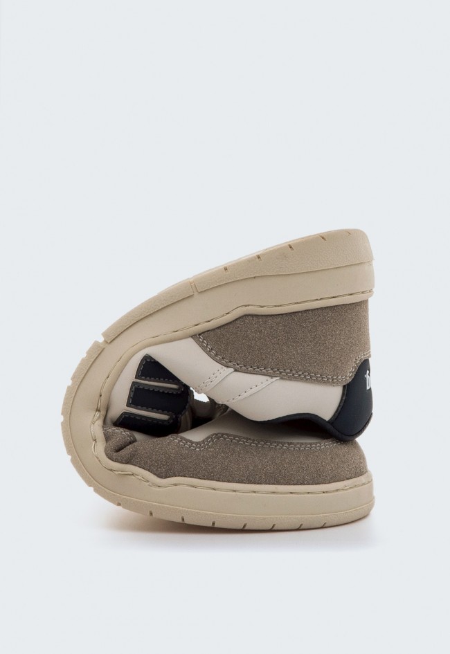 Zapatillas barefoot Mustang Free Miami de hombre gris para sentirte libre en cada paso