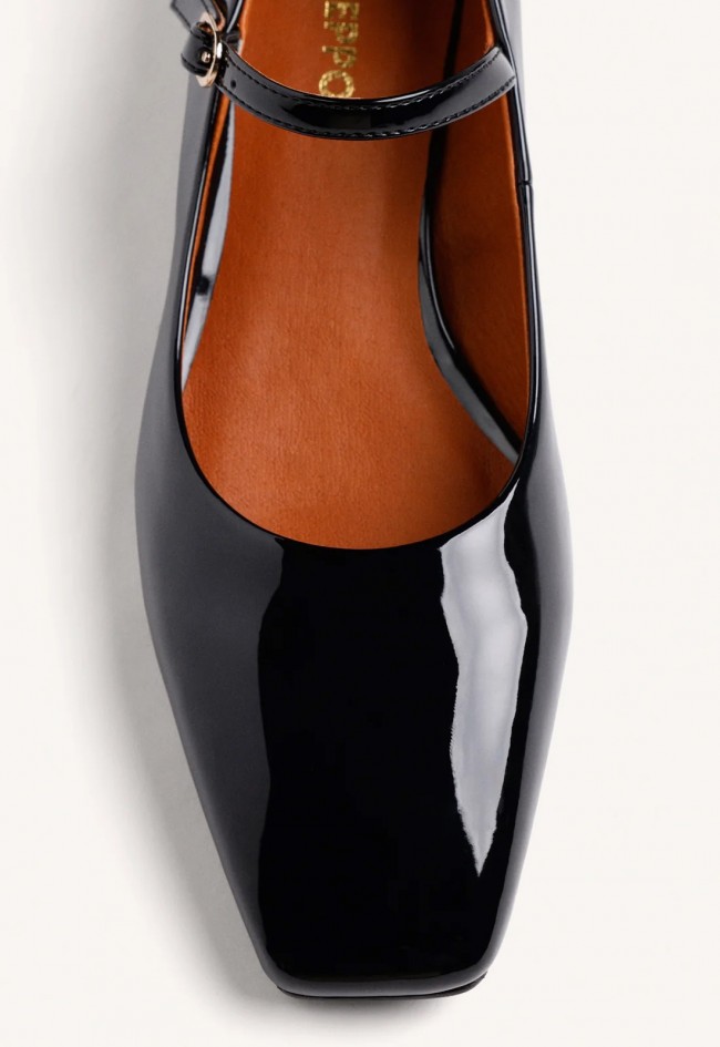 Zapato Mary Jane de mujer Gioseppo negro efecto charol, elegancia y estilo sofisticado