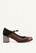 Zapato Mary Jane de mujer Nemonic 2054 de piel marrón y cuero, diseño artesanal con carácter
