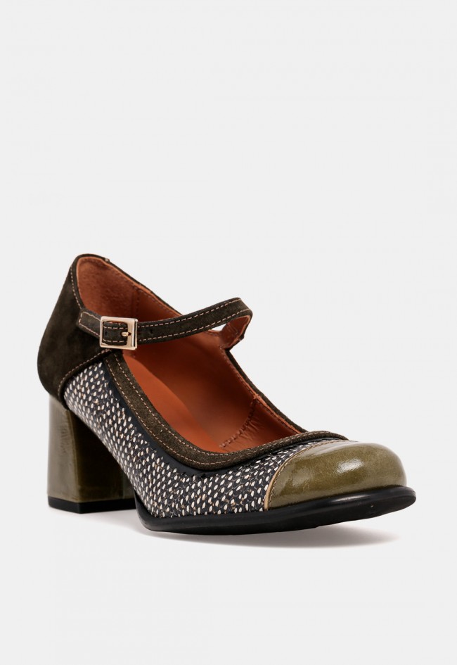 Zapato Mary Jane de mujer Nemonic 2054 de piel kaki, diseño artesanal con carácter