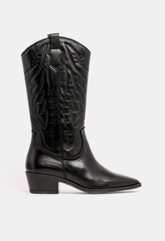 Bota cowboy de mujer GLO Kirina de piel negra con bordados western, estilo en tendencia