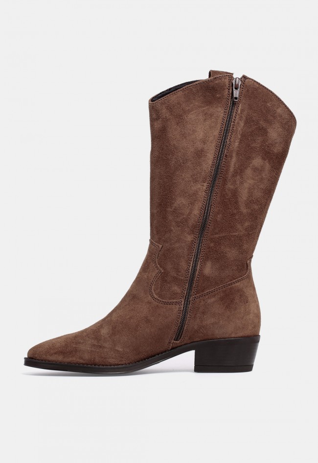 Bota cowboy de mujer GLO Jubia de piel de serraje marrón, estilo western atemporal