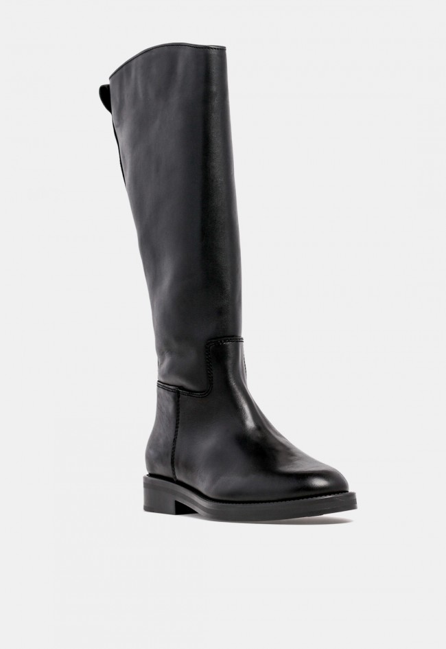 Bota hípica de mujer GLO Fara de piel negra, elegancia ecuestre para cada día