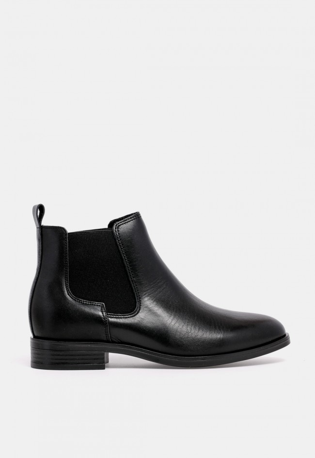 Botín Chelsea de mujer VAS 39244 de piel negra, estilo clásico y versátil para cada día