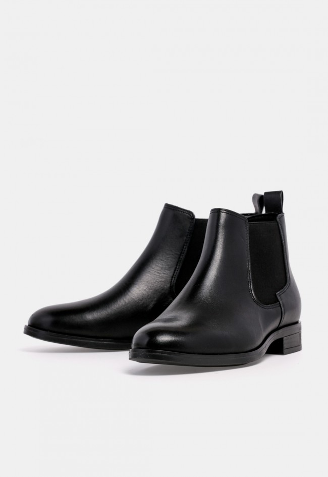 Botín Chelsea de mujer VAS 39244 de piel negra, estilo clásico y versátil para cada día