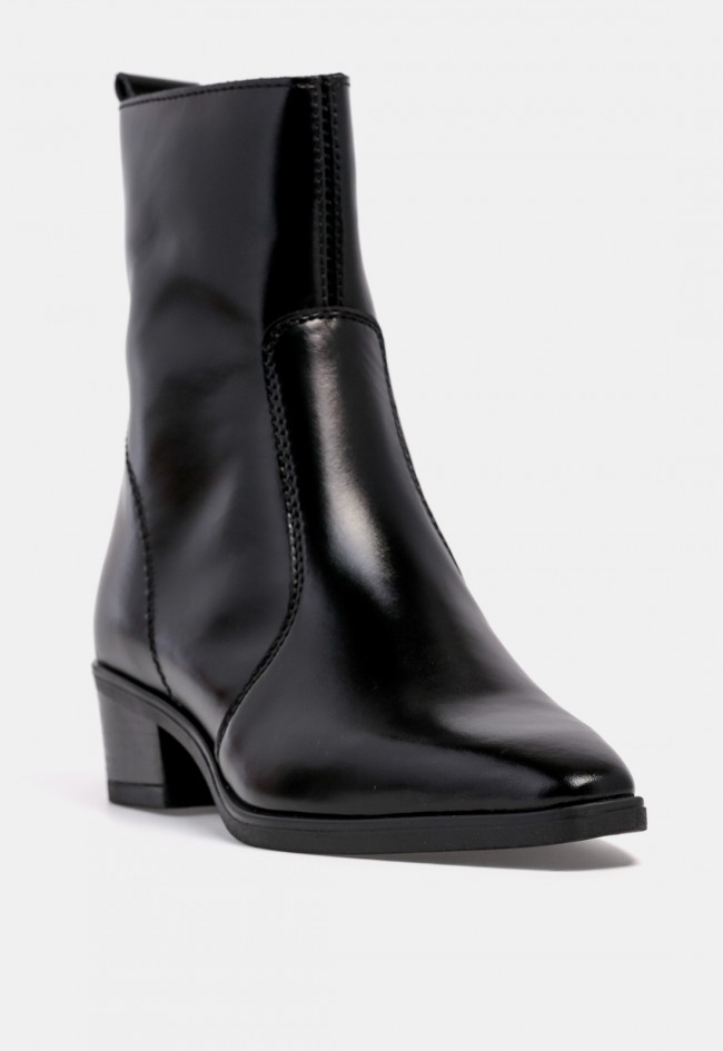 Botín de tacón de mujer VAS 5918 de piel negra, elegante y versátil