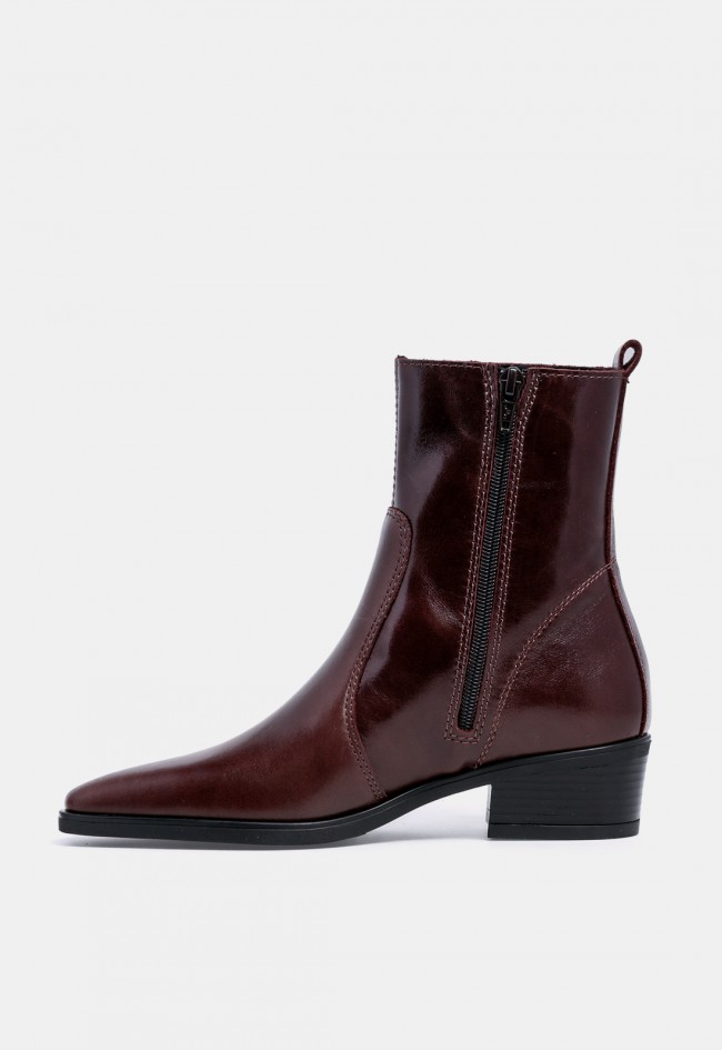 Botín de tacón de mujer VAS 5918 de piel marrón chocolate, elegante y versátil