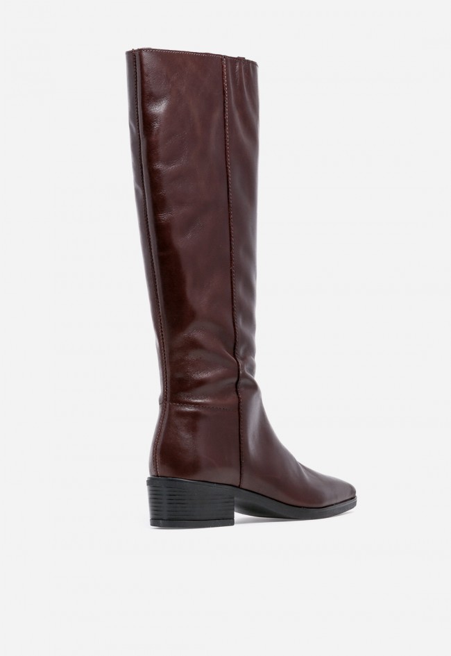 Bota alta de mujer VAS 5928 de piel marrón chocolate con tacón bajo