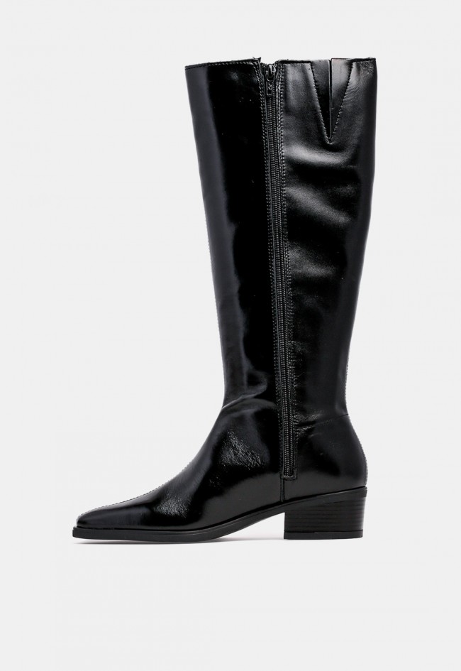 Bota alta de mujer VAS 5928 de piel negra con tacón bajo