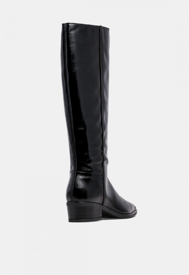 Bota alta de mujer VAS 5928 de piel negra con tacón bajo