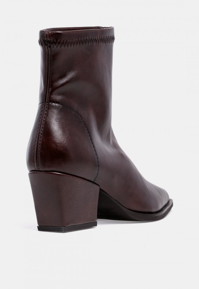 Botín de tacón de mujer MISS ELASTIC 75376 marrón chocolate, elegante y en tendencia