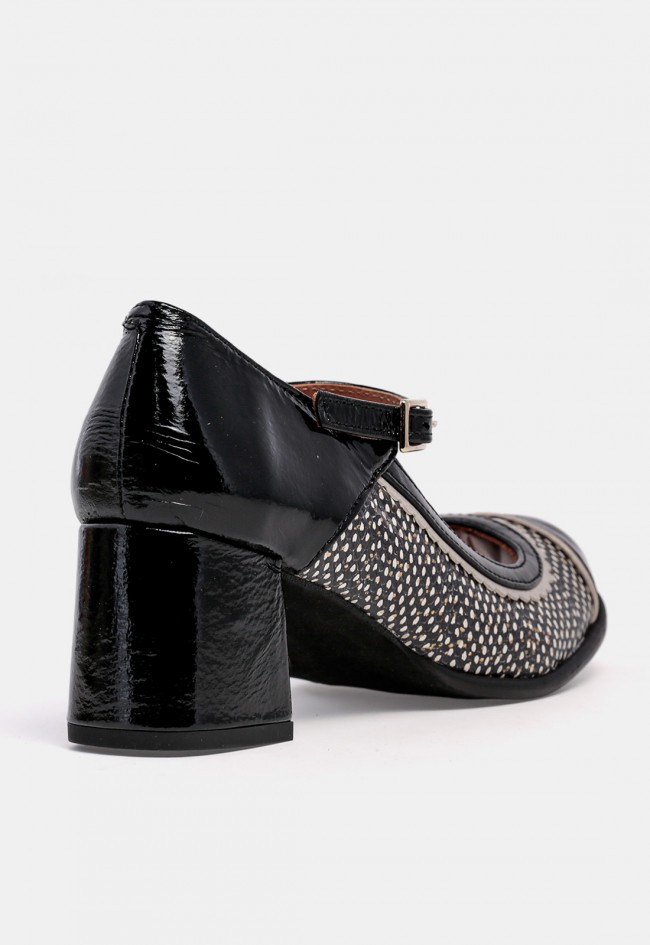 Zapato Mary Jane de tacón Nemonic 2054 de piel negra, con hebilla y diseño en contraste