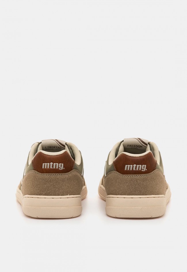 Zapatilla barefoot de hombre Mustang Free Miami verde caqui, diseño minimalista y vegano