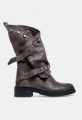 Bota biker de mujer GLO Venezia de piel gris con tachuelas, un diseño en tendencia