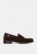 Mocasín XTI 14653401 de mujer marrón efecto serraje, elegancia para cada día