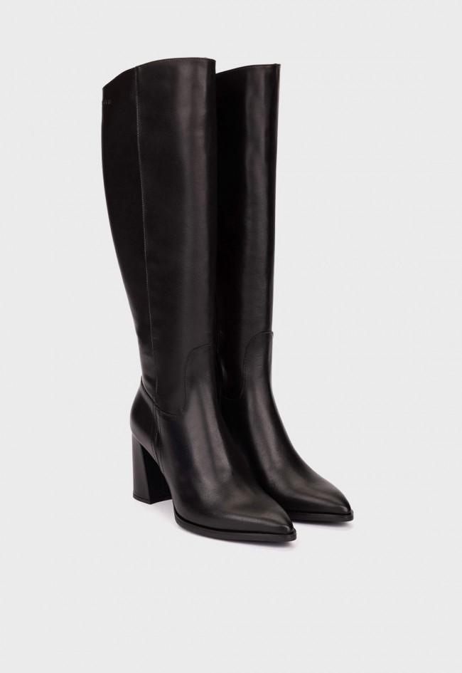 Bota alta Wonders Aurora 43 de mujer en piel negra, elegancia y confort