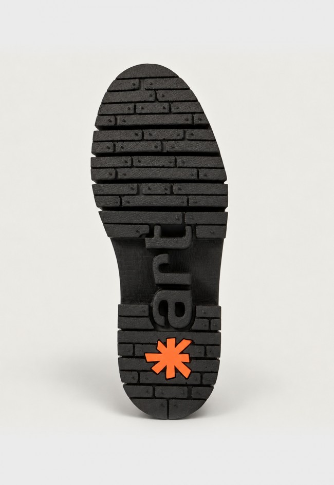 Bota de plataforma ART Amberes 1956 de piel negra, estilo urbano con máxima comodidad