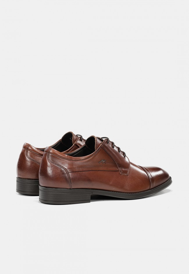 Zapato de vestir Fluchos Nantes F2486 de hombre en piel color cuero, elegancia atemporal