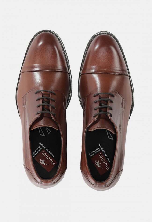 Zapato de vestir Fluchos Nantes F2486 de hombre en piel color cuero, elegancia atemporal
