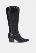 Bota cowboy XTI 14624001 de mujer en negro con tachuelas, estilo western con carácter
