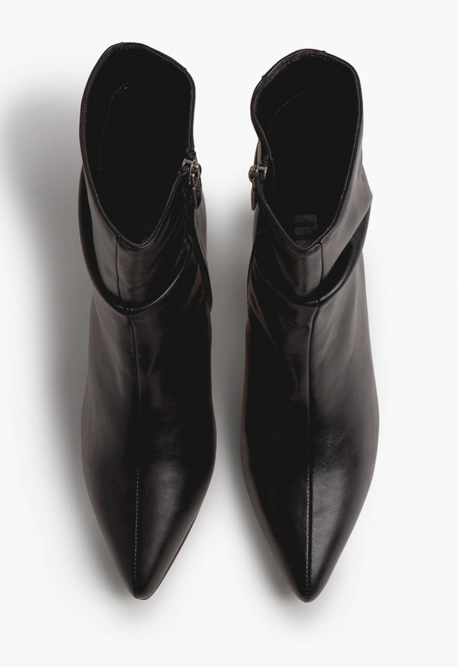 Botín de tacón Mustang Gala para mujer en negro, diseño fruncido y elegante