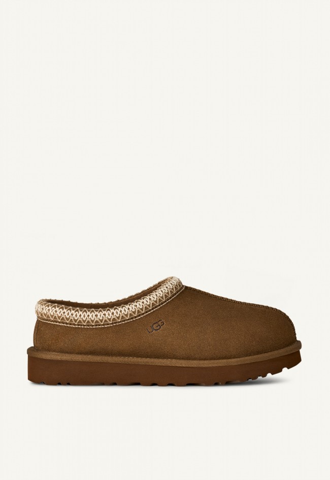 Zueco UGG Tasman II de mujer de ante marrón con forro de piel de oveja