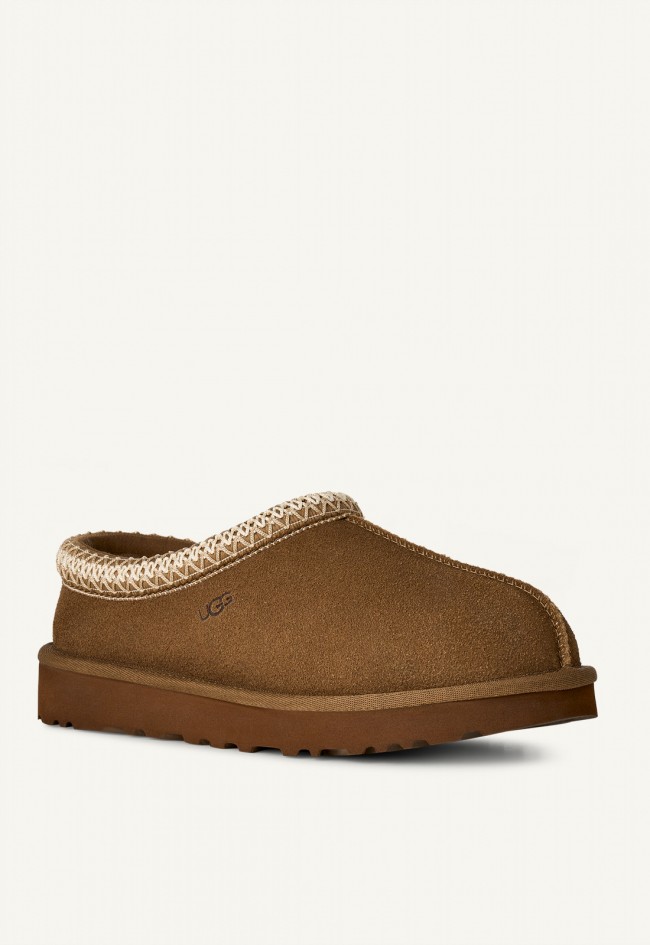Zueco UGG Tasman II de mujer de ante marrón con forro de piel de oveja