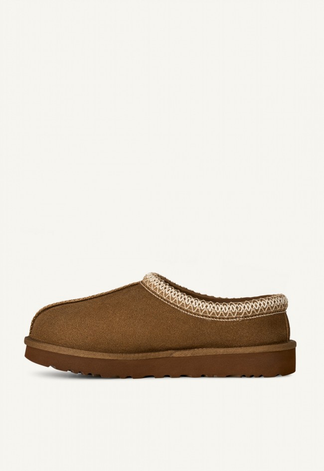 Zueco UGG Tasman II de mujer de ante marrón con forro de piel de oveja
