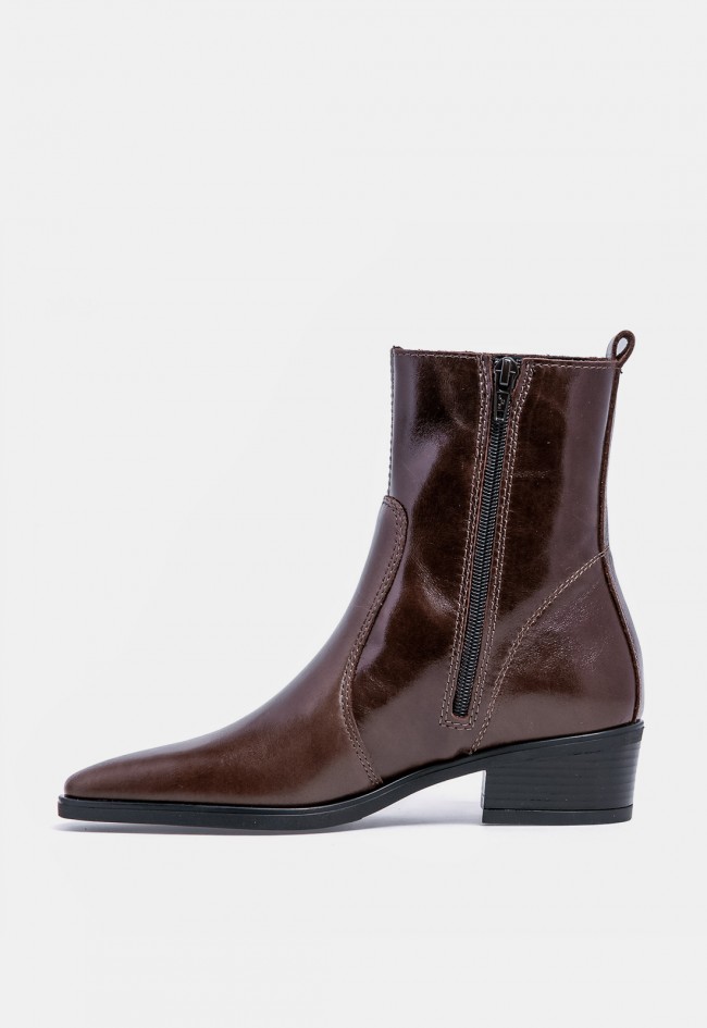 Botín de tacón de mujer VAS 5918 de piel marrón chocolate, elegante y versátil