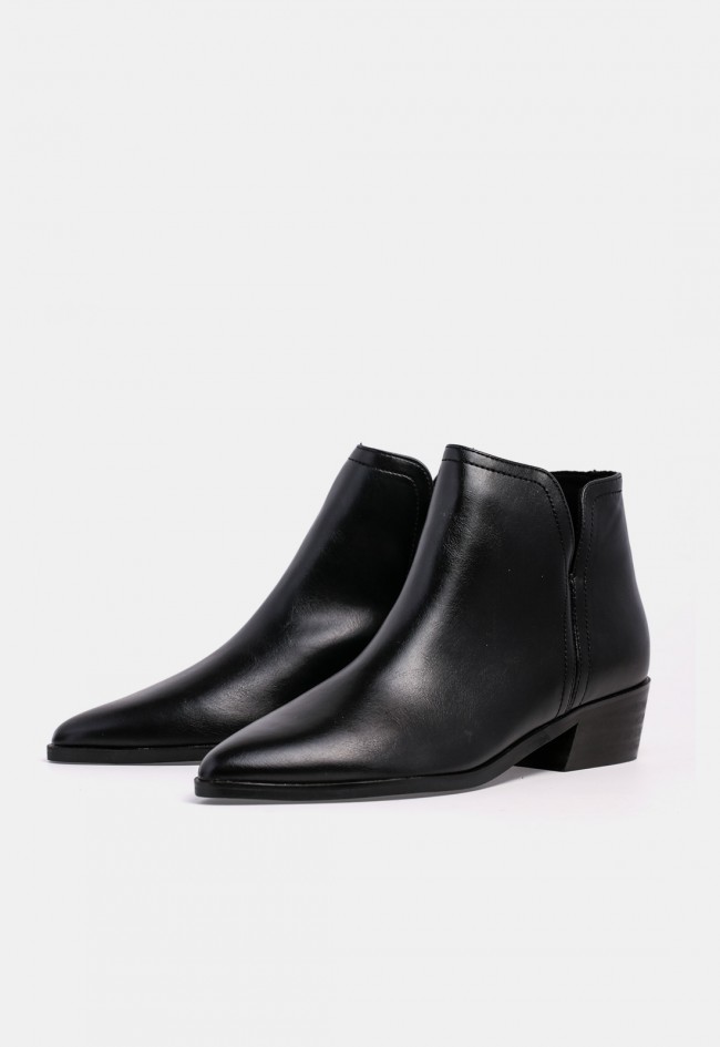 Botín cowboy GLO Kirina de mujer en piel sintética negra, estilo western en tendencia