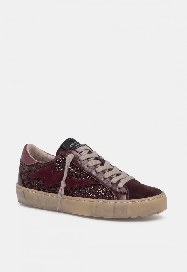Zapatilla casual Why Pink? m6500 de mujer con glitter burdeos y estilo urbano