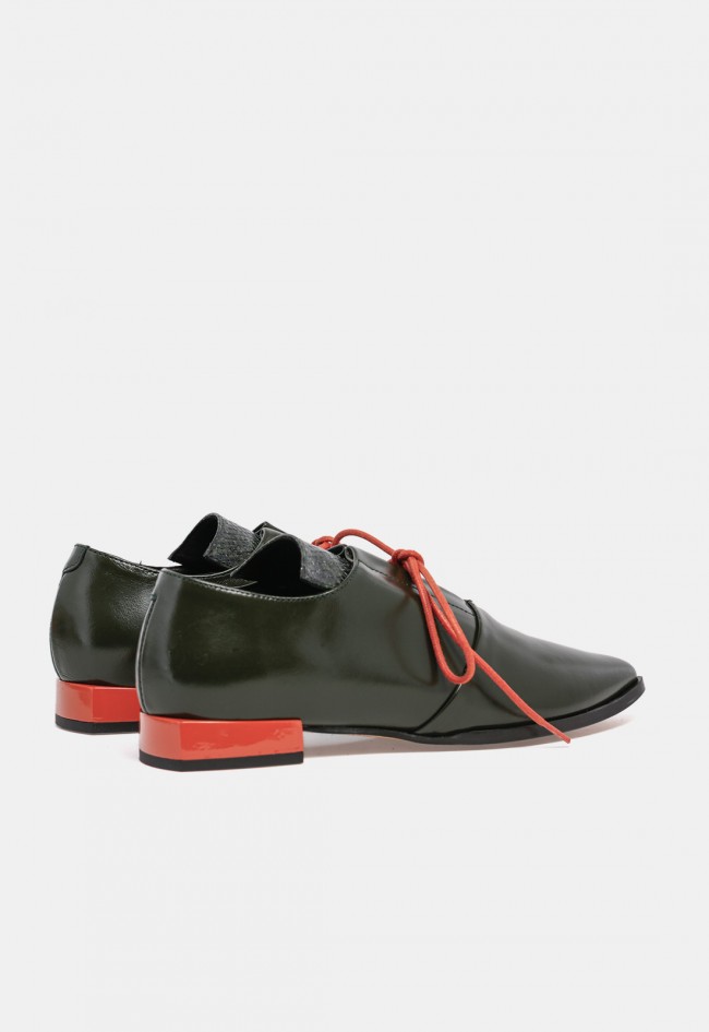 Zapato de mujer GLO Katy de piel verde oscuro, diseño exclusivo para VAS