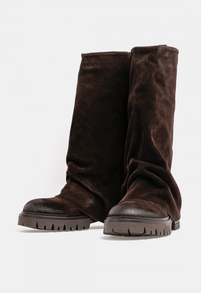 Bota biker de mujer The Icona Gregory de piel y serraje marrón chocolate, estilo urbano con carácter