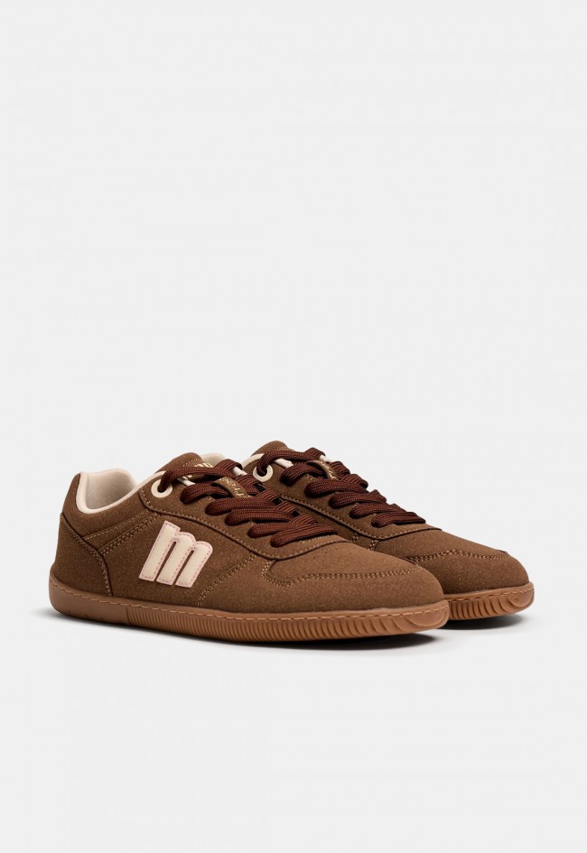 Zapatilla barefoot Mustang Free Aria marrón moka para mujer, libertad y estilo natural