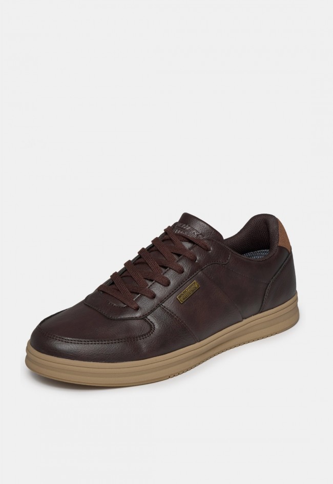 Zapatillas waterproof de hombre Skechers Palmiro Monty 211459 marrón, confort urbano para cada paso