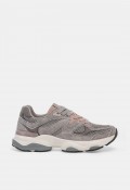 Zapatilla deportiva Marinozzi Runsin RS250769-W de mujer en gris, estilo retro y comodidad urbana