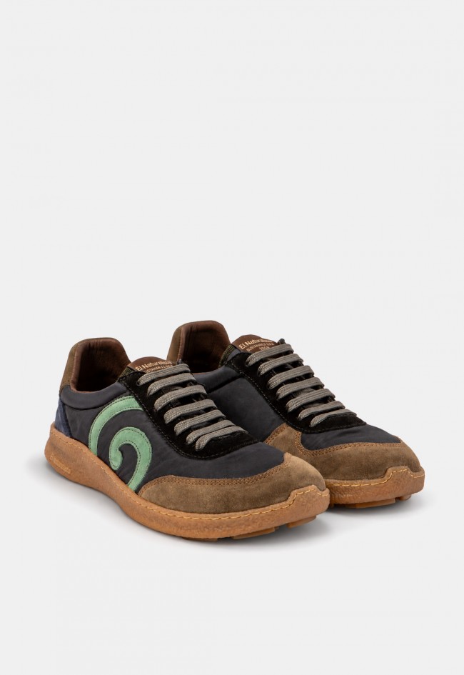 Zapatilla barefoot de hombre El Naturalista Oroel N5435A negra, minimalismo urbano para caminar con libertad