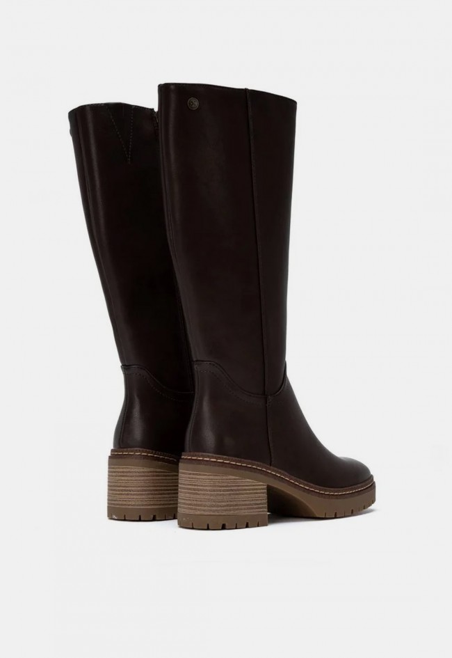 Bota motera Xti 14336702 de mujer en color marrón, diseño con carácter para tus looks de temporada