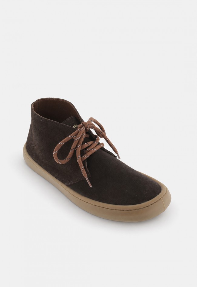 Botín barefoot Victoria Olmo unisex de serraje marrón con suela caramelo, caminar natural y confortable