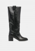Bota alta de mujer Why Pink? M6820 en piel sintética negra, elegancia urbana con carácter