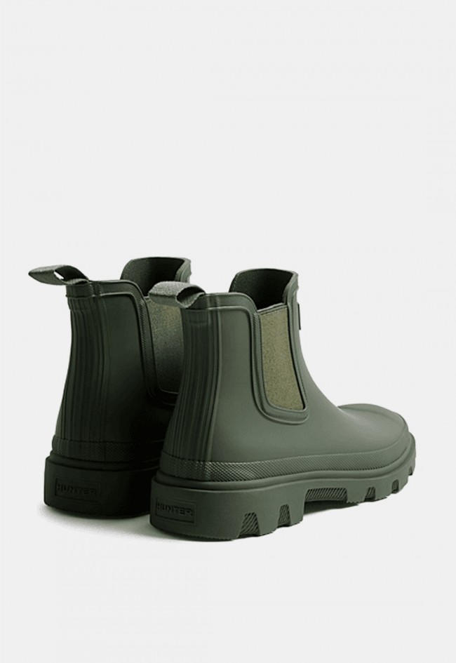 Bota Chelsea de agua Hunter Downpour Unisex verde, impermeable hasta el tobillo con estilo urbano