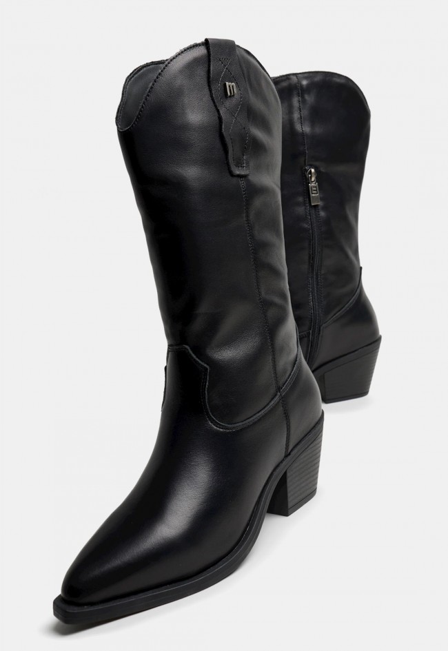 Bota cowboy Mustang Daphne de mujer en piel negra, estilo western para tus looks con carácter