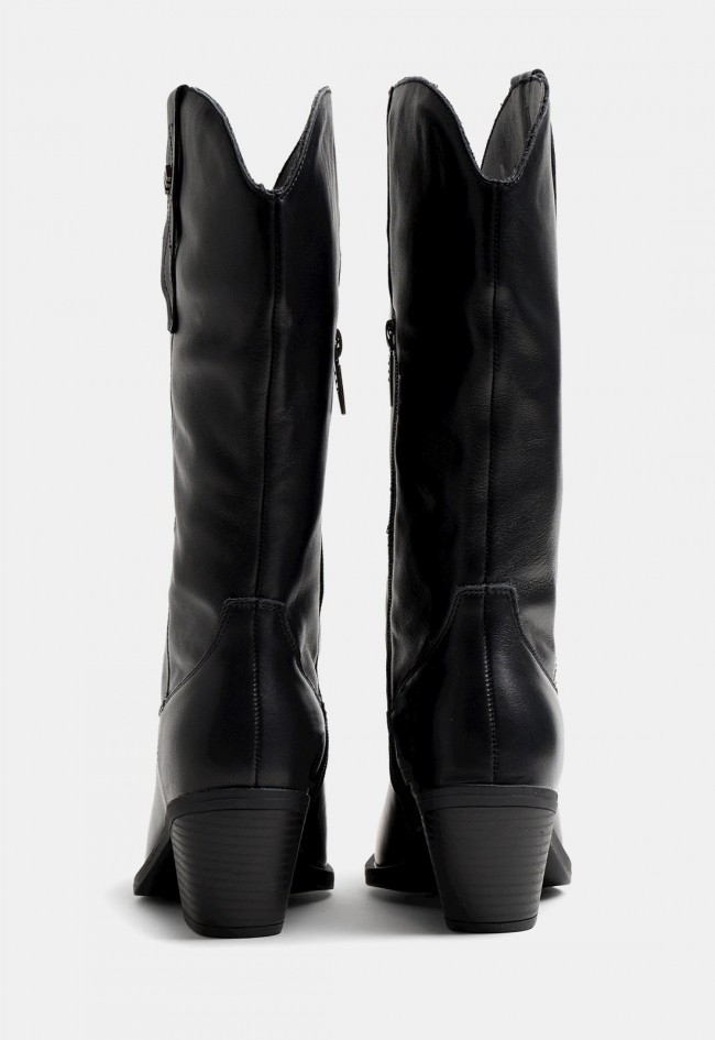 Bota cowboy Mustang Daphne de mujer en piel negra, estilo western para tus looks con carácter