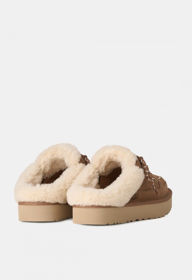 Zueco UGG Lowmel de mujer en ante marrón Chestnut | Comodidad mullida con estilo retro